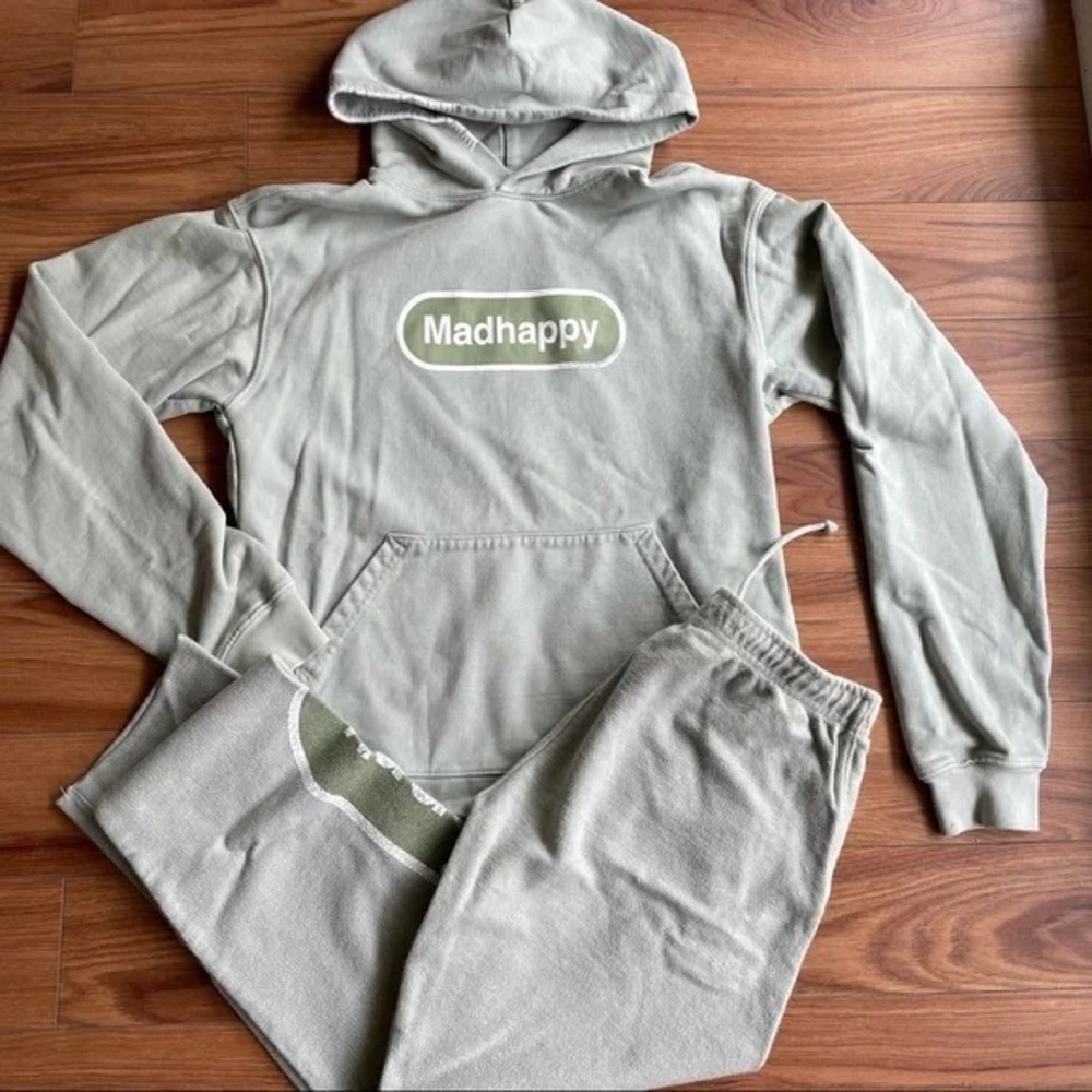 Barely worn green Madhappy matching set - size S